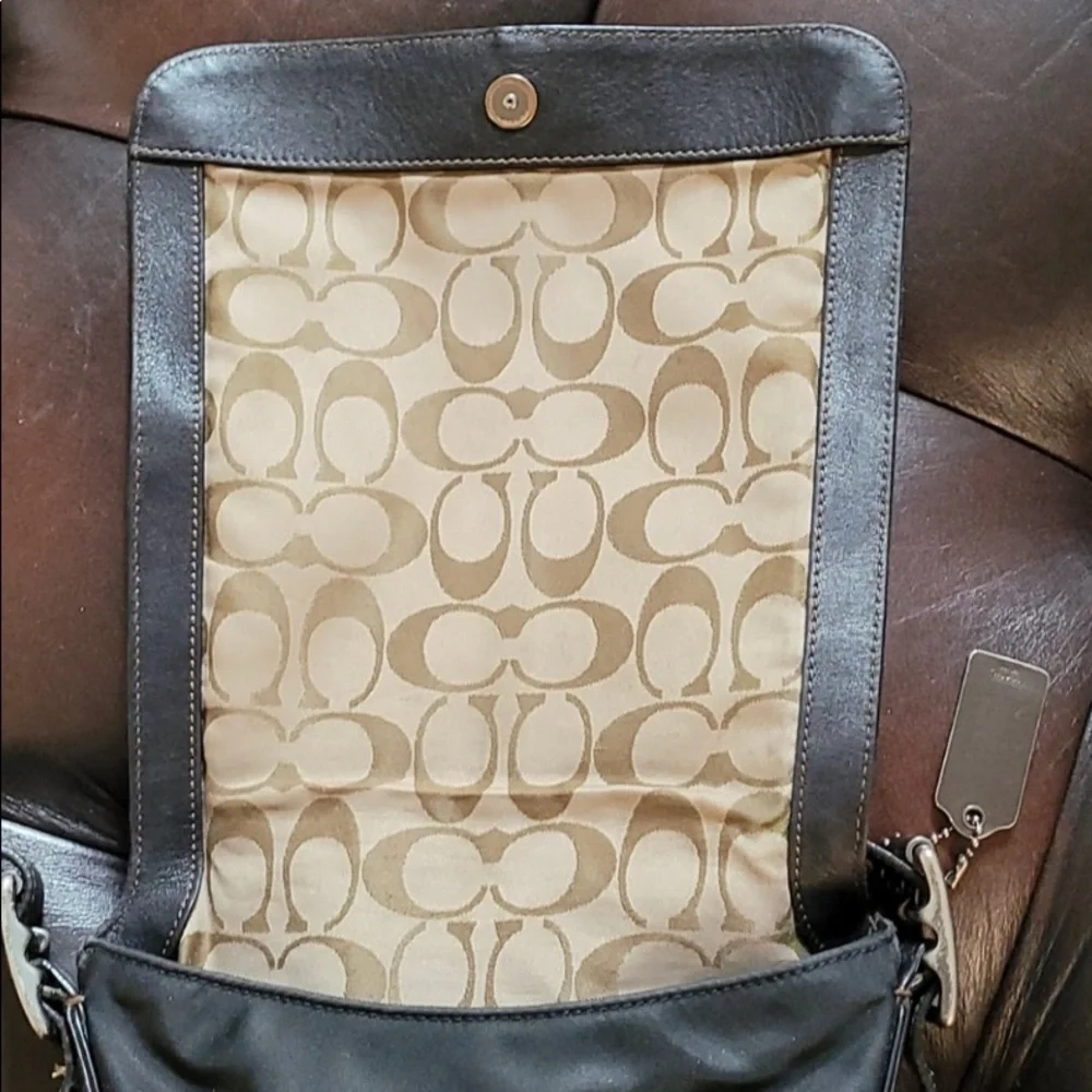 Coach black nylon/leather messenger bag #6253 - Picture 5 of 7